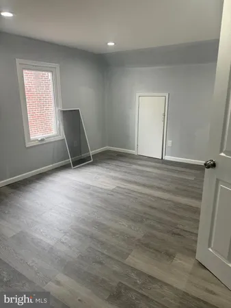 $1,800 | 307 Spring Street, Unit 3, Trenton, NJ 08618