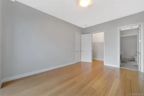 $585,000 | 701 Ridge Hill Boulevard, Unit PHE, Yonkers, NY 10710