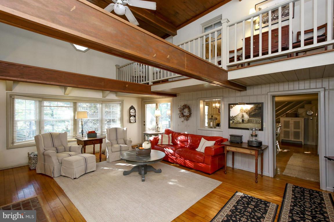 1089 Baust Church Road Union Bridge, MD 21791 - Photo 11 of 30 Family Room
