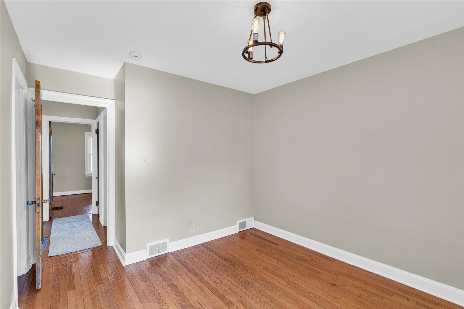 514 South Edwin Street Champaign, IL 61821 - Photo 18 of 44 Gallery Image 18