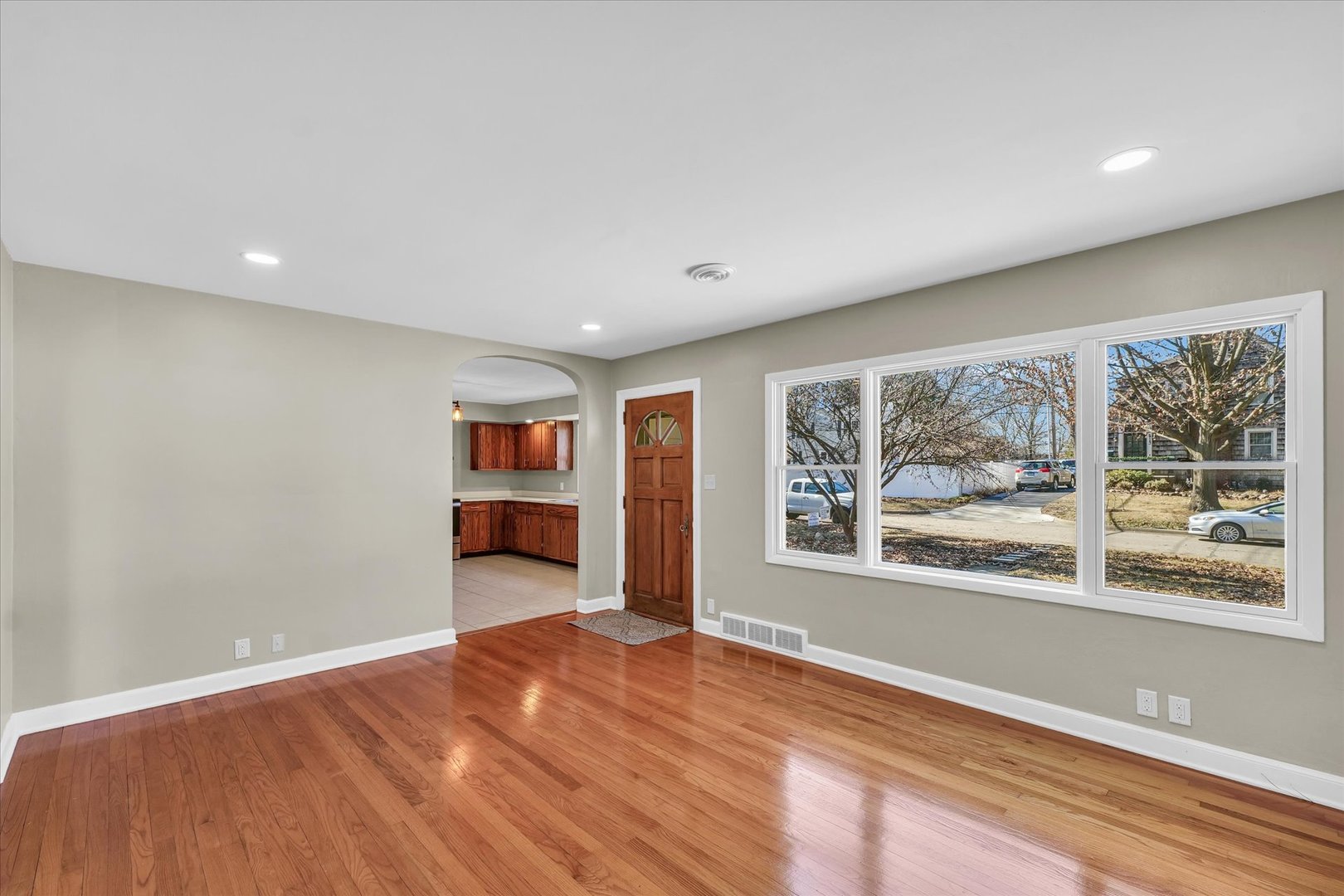 514 South Edwin Street Champaign, IL 61821 - Photo 8 of 44 Gallery Image 8