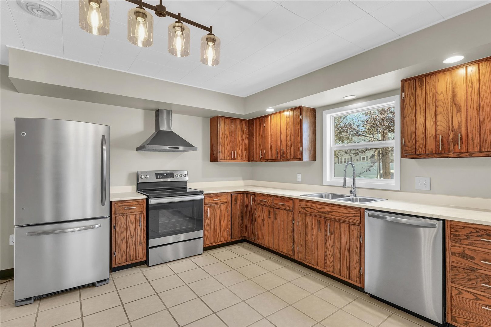 514 South Edwin Street Champaign, IL 61821 - Photo 10 of 44 Gallery Image 10