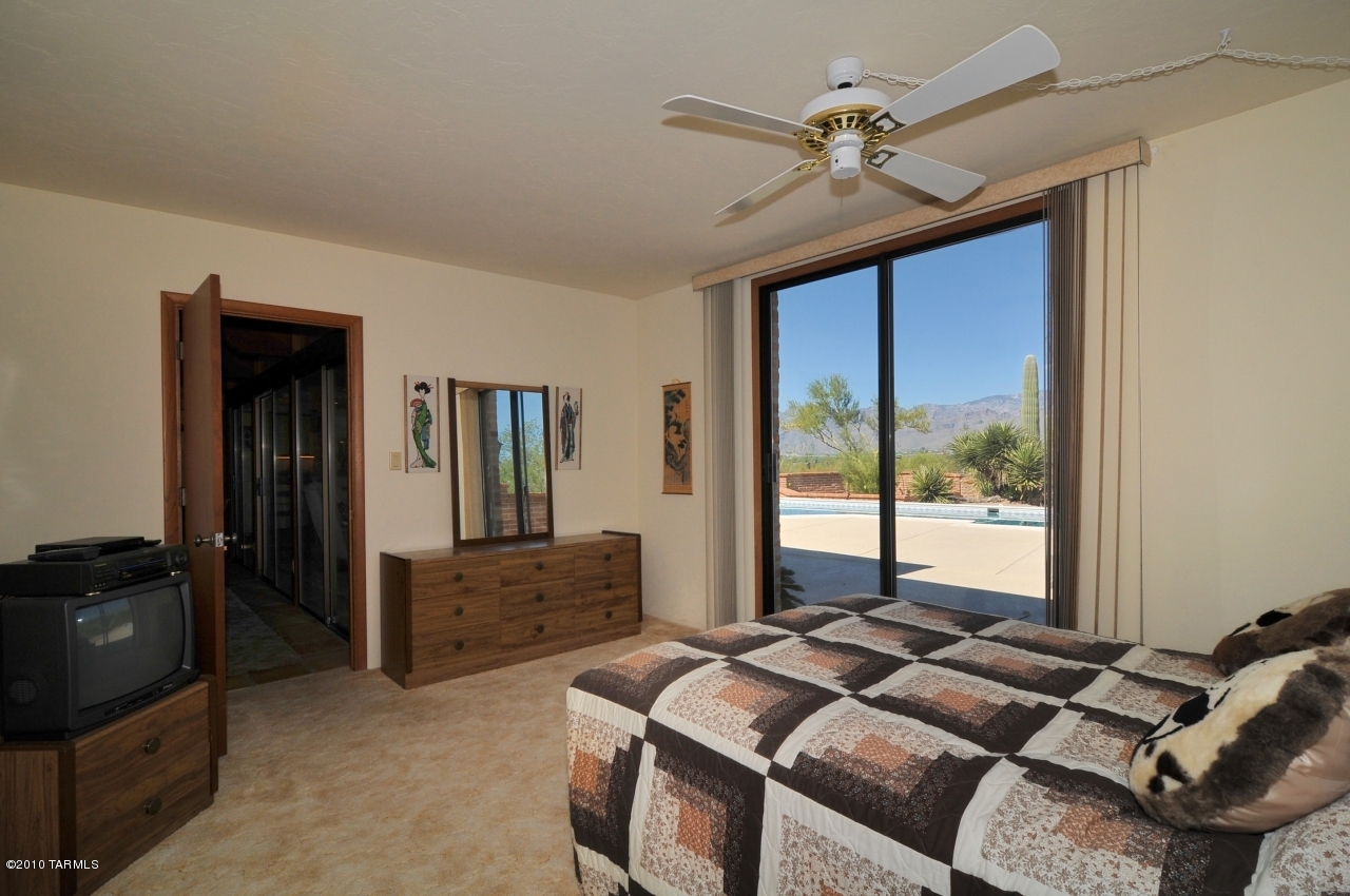 906 North Rancho Del Jefe Loop Tucson, AZ 85748 - Photo 9 of 17 Gallery Image 9