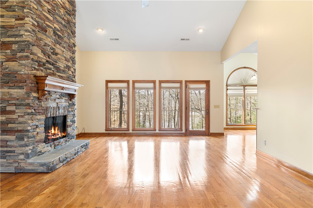 278 Blackjack Cove Road Westminster, SC 29693 - Photo 6 of 50 Gallery Image 6