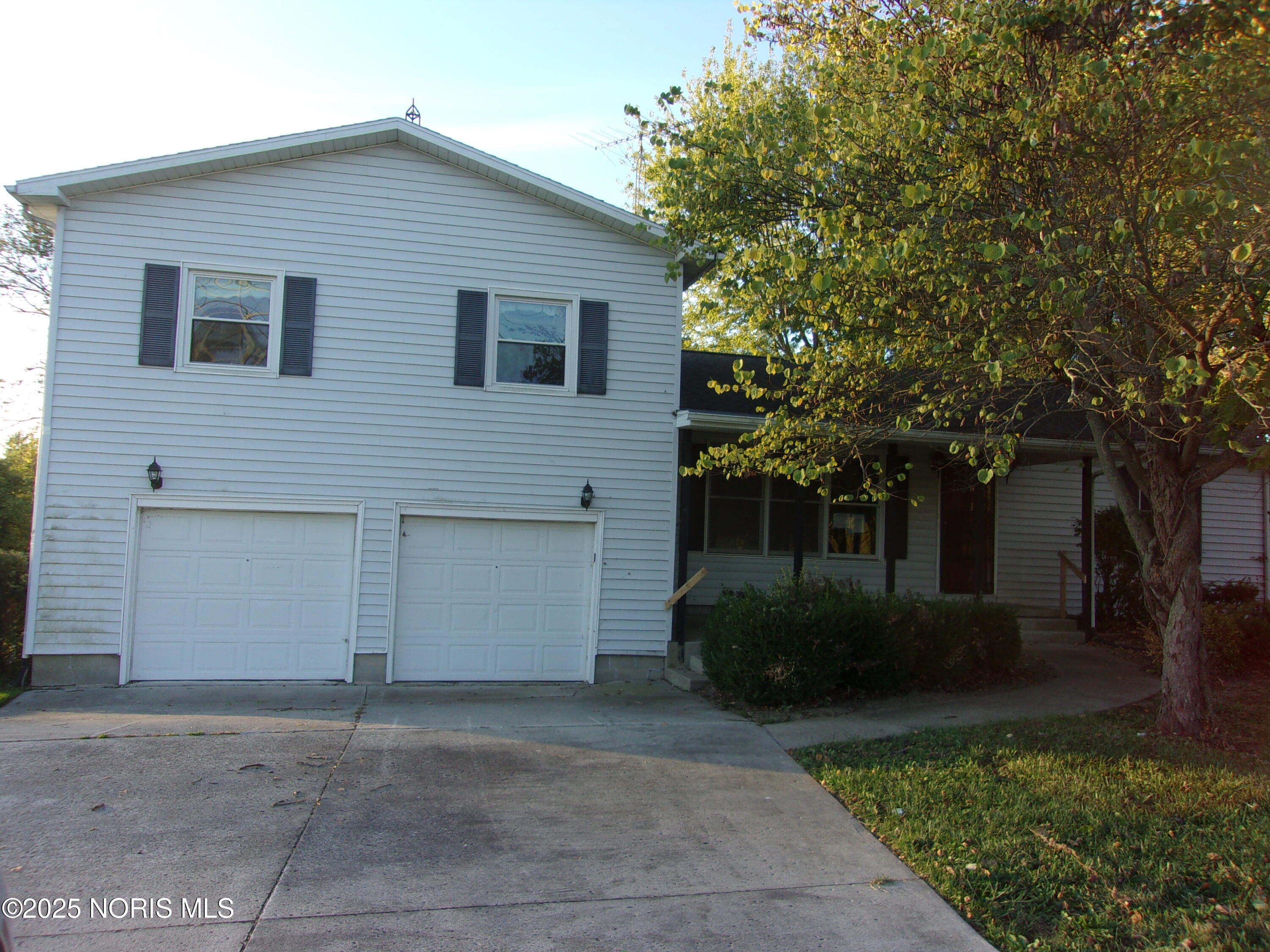 5496 Sandusky Road Lima, OH 45801 - Photo 1 of 16 100_0065