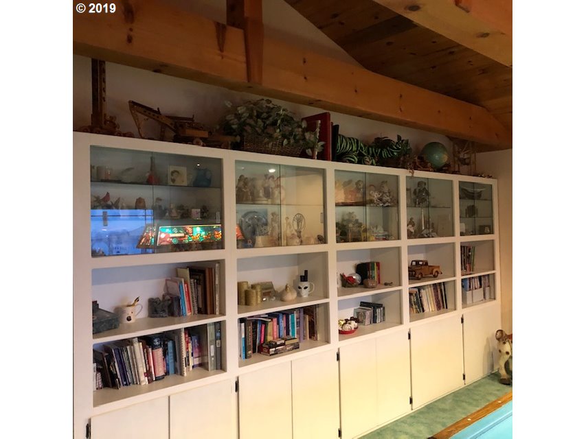 66697 Gunderson Road North Bend, OR 97459 - Photo 19 of 28