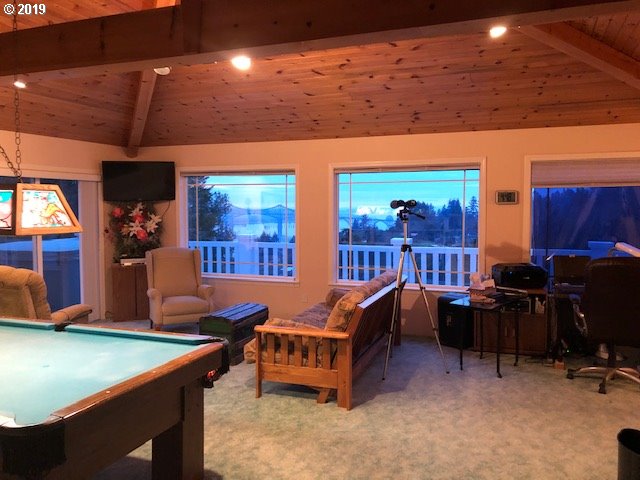 66697 Gunderson Road North Bend, OR 97459 - Photo 22 of 28
