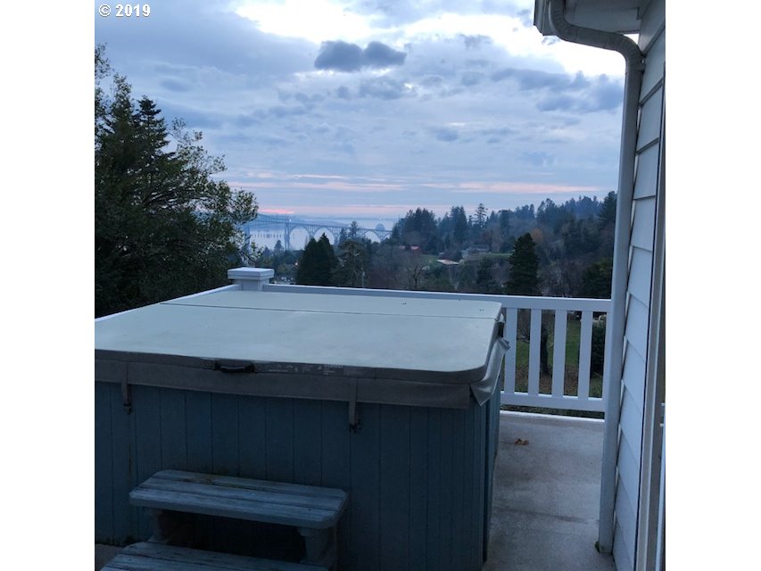 66697 Gunderson Road North Bend, OR 97459 - Photo 25 of 28