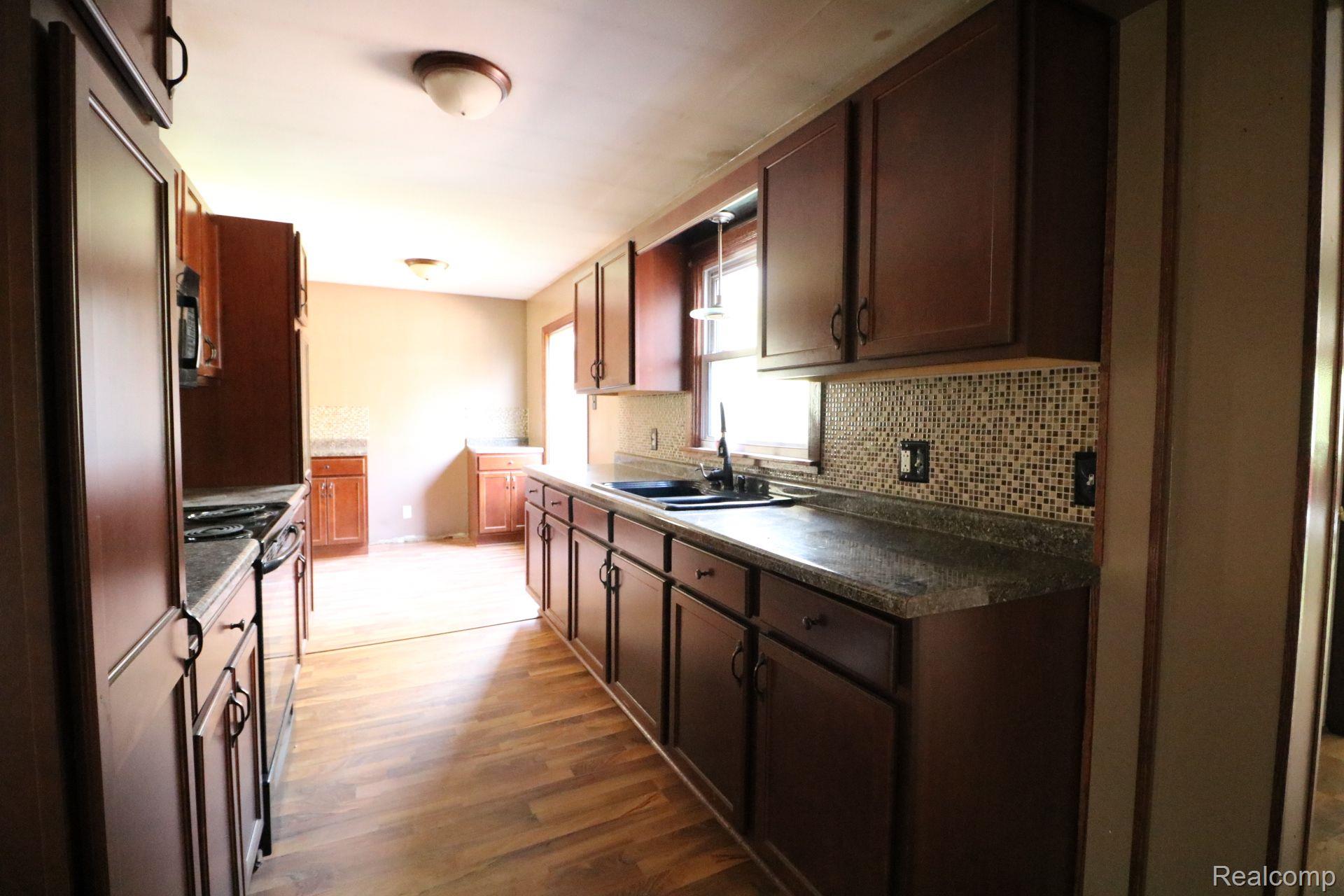8126 Fulmer Road Millington, MI 48746 - Photo 8 of 24 Gallery Image 8