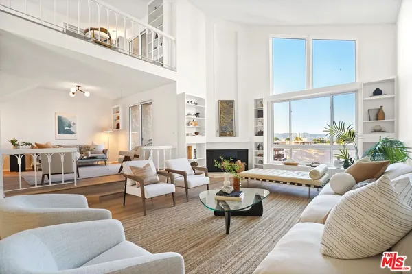 $799,000 | 5333 Zelzah Avenue, Unit 338, Encino, CA 91316