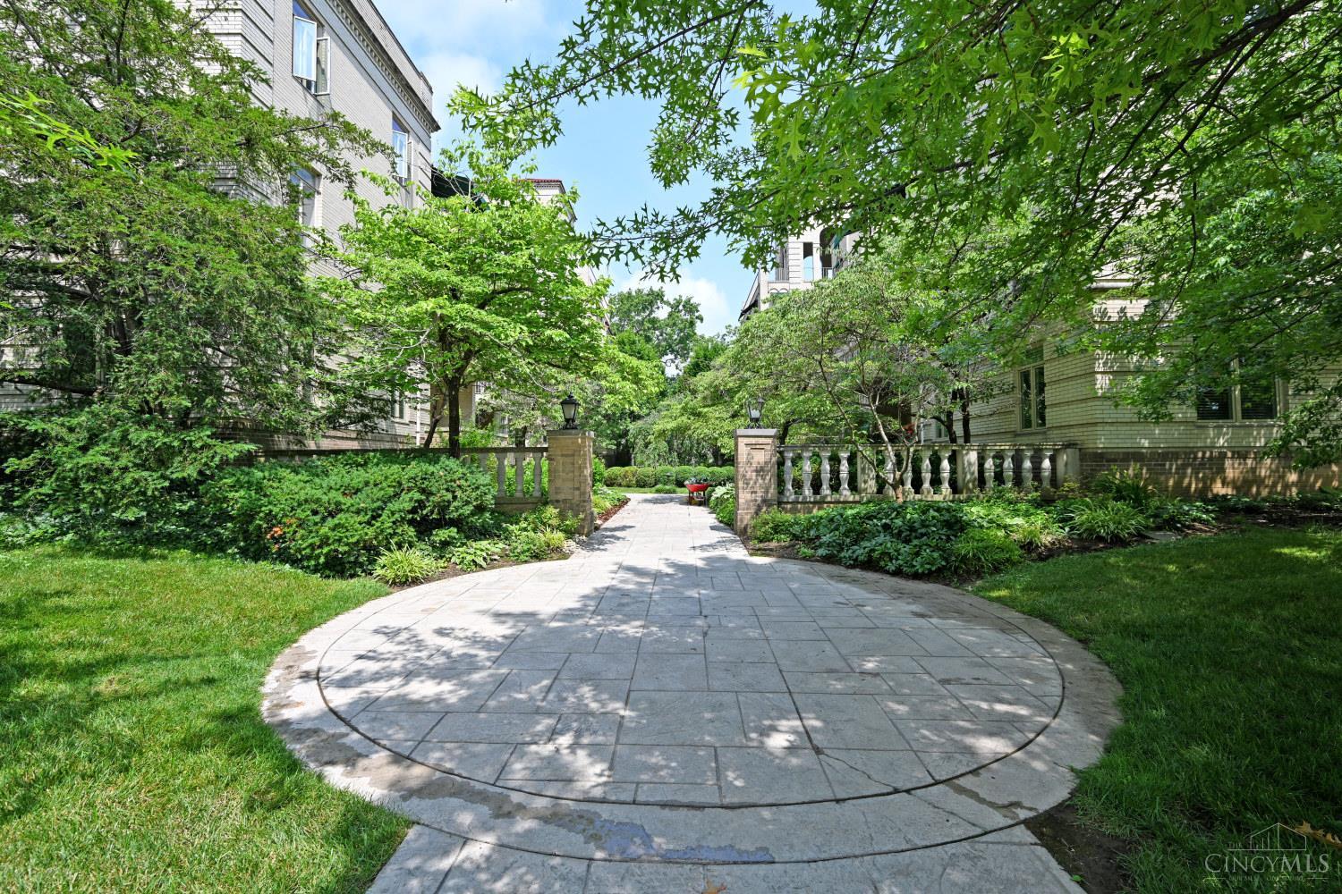 2380 Madison Road, Unit E2A Cincinnati, OH 45208 - Photo 4 of 50