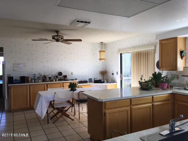 422 Camino Cumbre Rio Rico, AZ 85648 - Photo 10 of 39