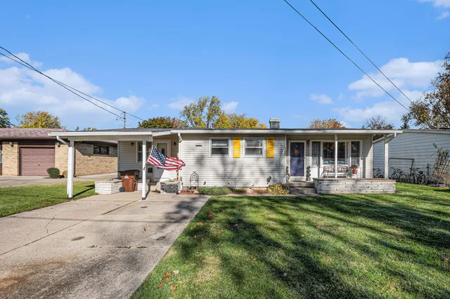 $210,000 | 165 West Gardner Street, Sparta, MI 49345