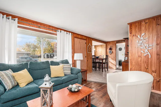 $210,000 | 165 West Gardner Street, Sparta, MI 49345