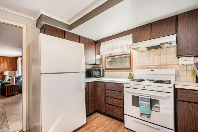 $210,000 | 165 West Gardner Street, Sparta, MI 49345