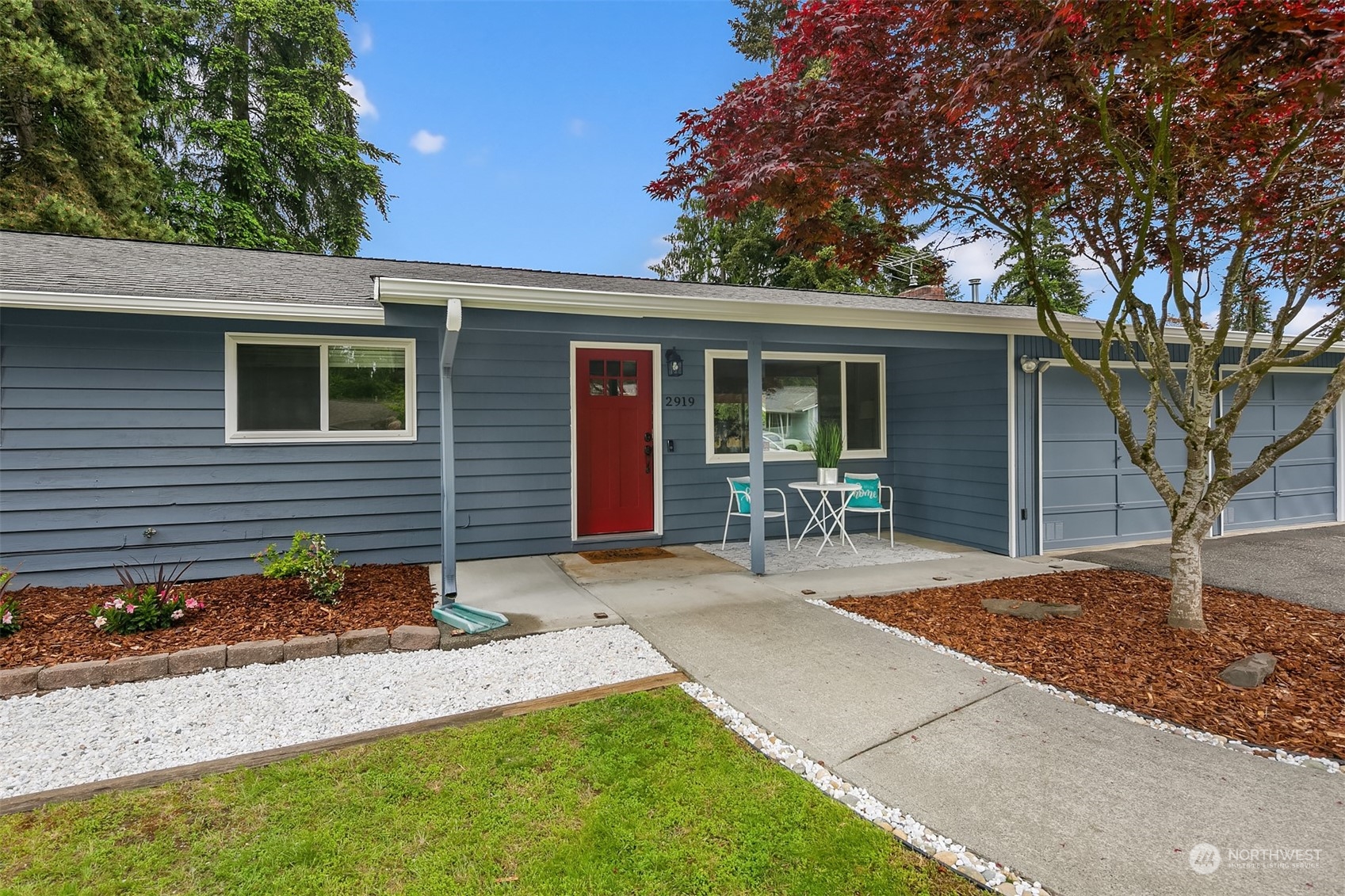 2919 Stafford Way Bothell, WA 98012 - Photo 1 of 30 a front view of a house with garden