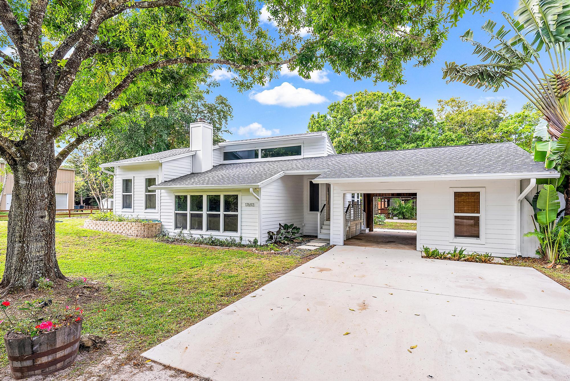 17693 Brian Way Jupiter, FL 33478 - Photo 3 of 43 17693 Brian Way -33