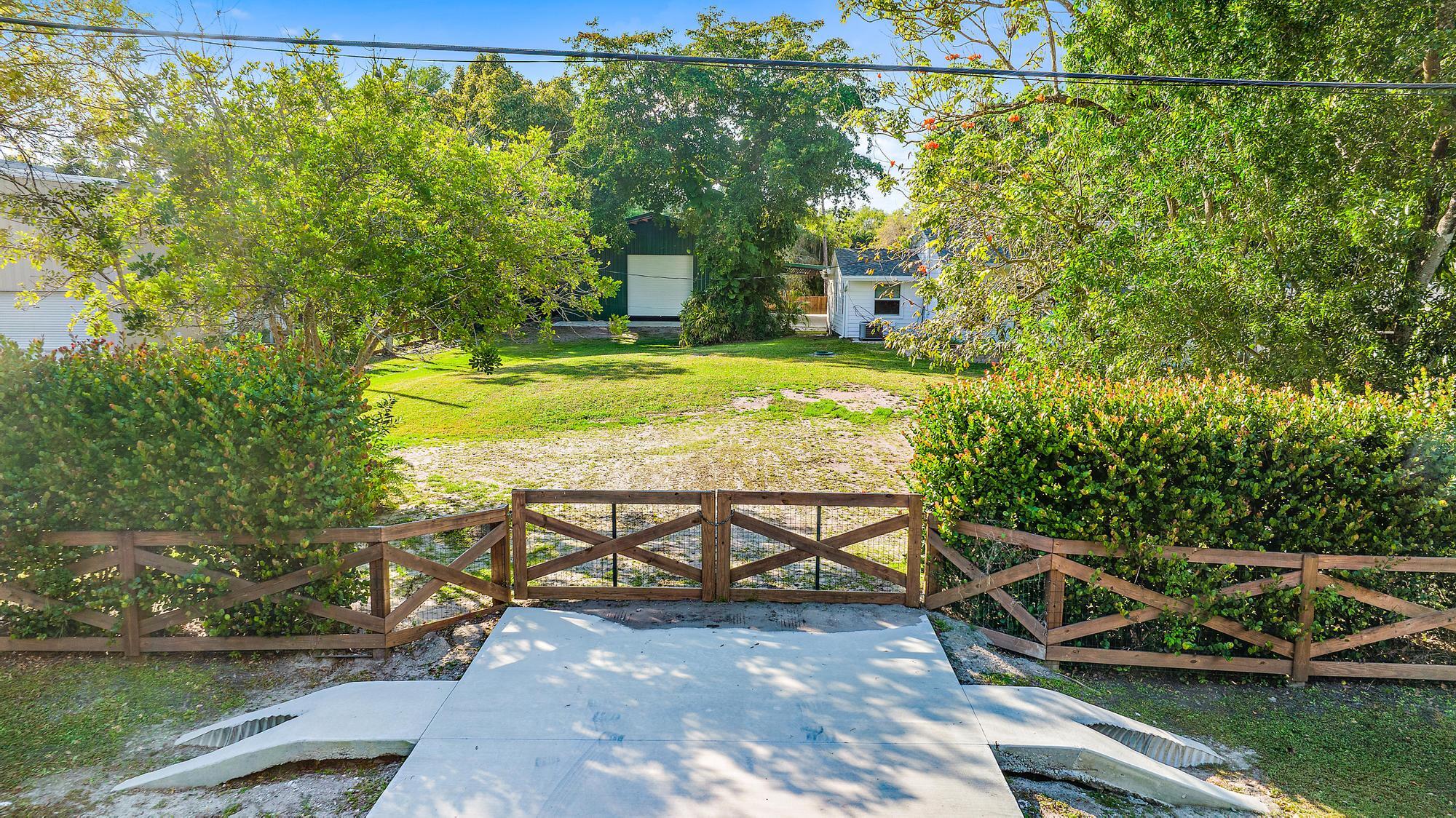 17693 Brian Way Jupiter, FL 33478 - Photo 37 of 43 17693 Brian Way -35