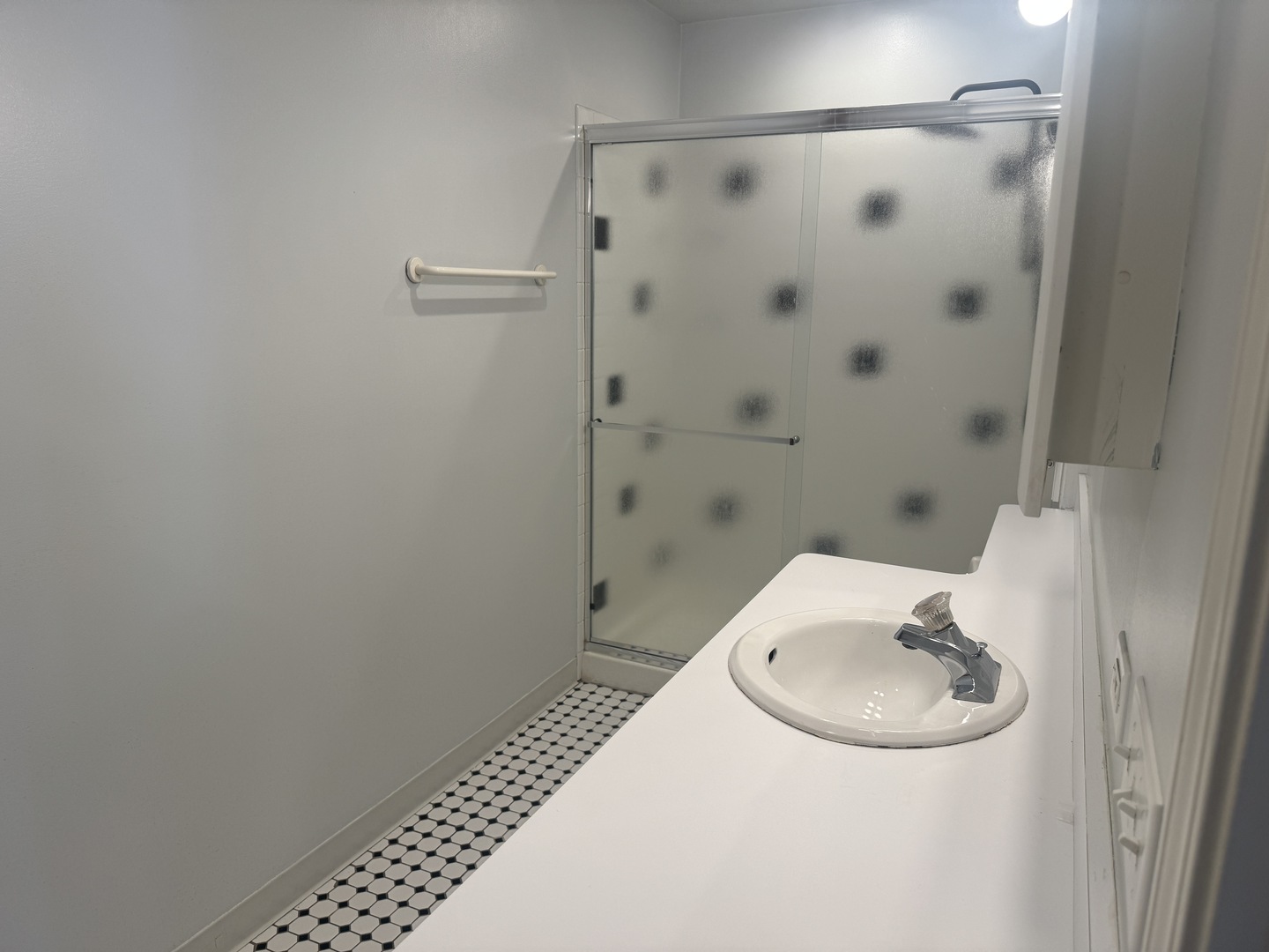 14 North Peoria Street, Unit 4F Chicago, IL 60607 - Photo 13 of 20