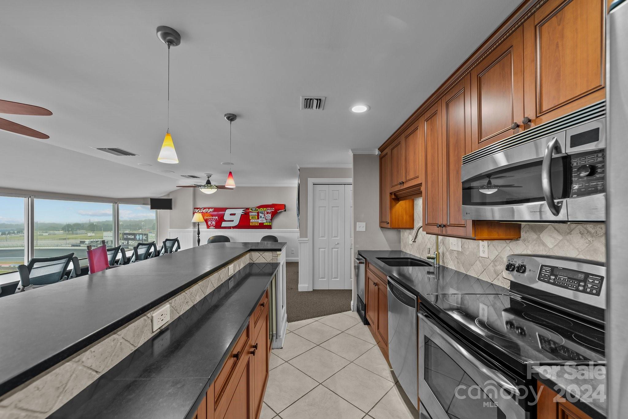 4721 Morehead Road, Unit 409 Concord, NC 28027 - Photo 14 of 32