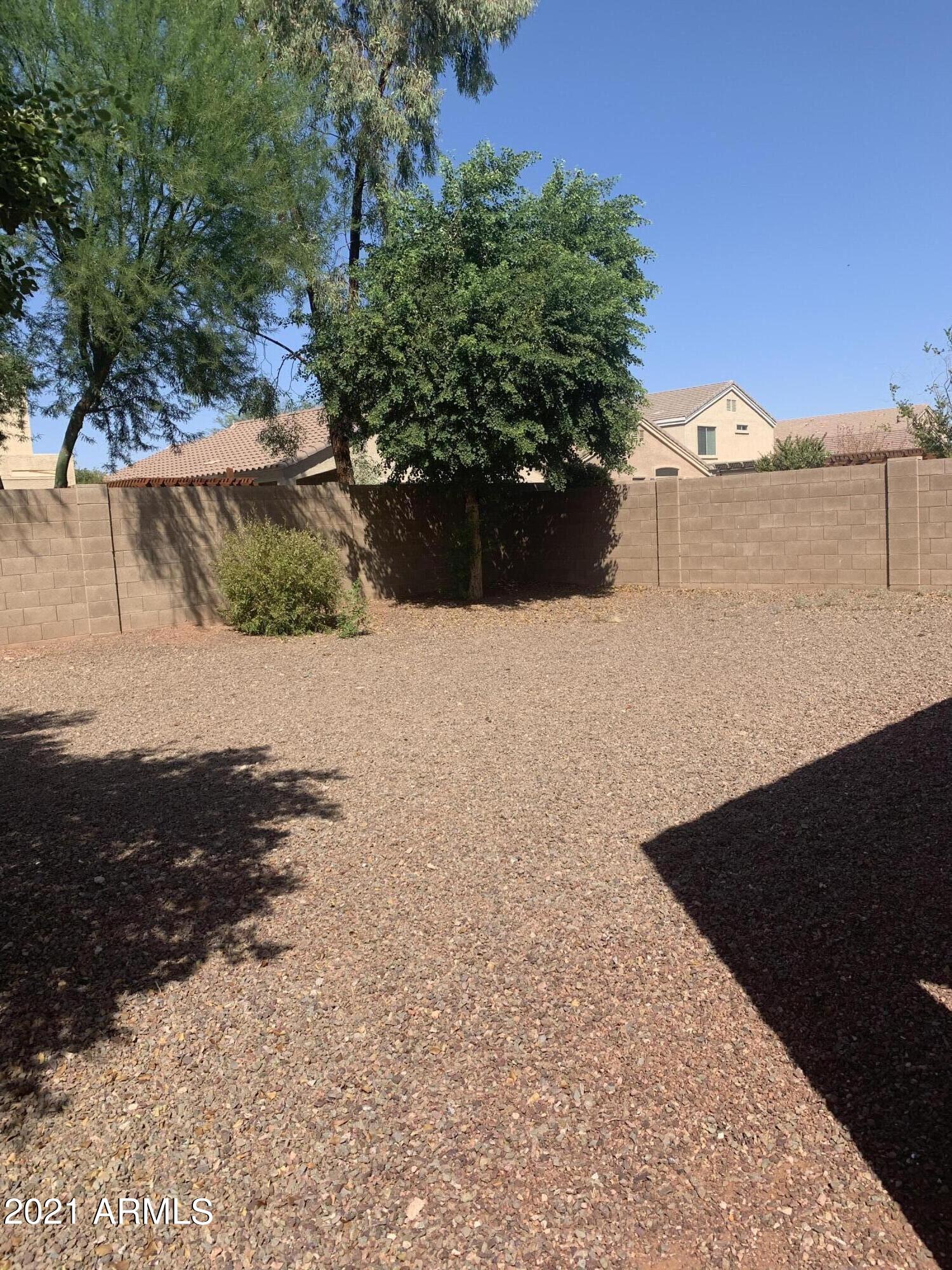 11832 West Dos Rios Drive Sun City, AZ 85373 - Photo 3 of 12 89D56CAE-1CC1-4162-A892-94D5864B9379