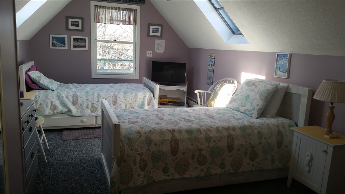 81 Camden Road Narragansett, RI 02882 - Photo 14 of 31