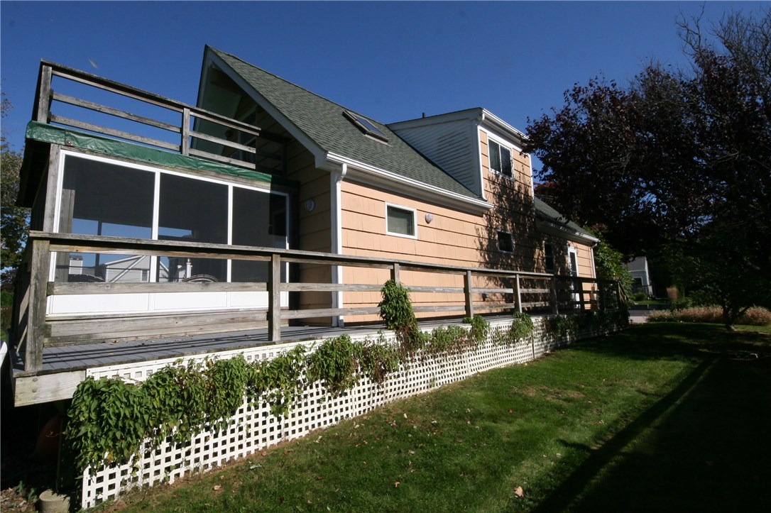 81 Camden Road Narragansett, RI 02882 - Photo 6 of 31