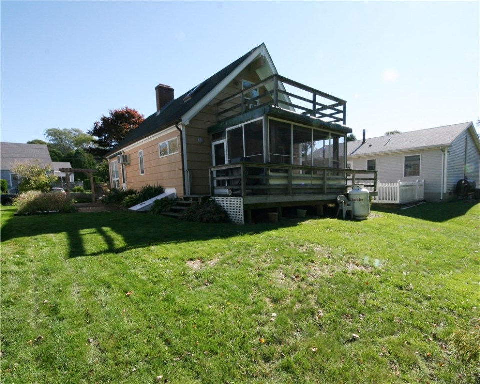 81 Camden Road Narragansett, RI 02882 - Photo 7 of 31