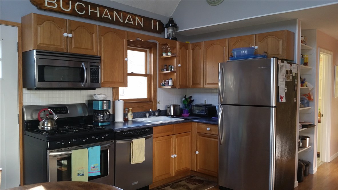 81 Camden Road Narragansett, RI 02882 - Photo 10 of 31