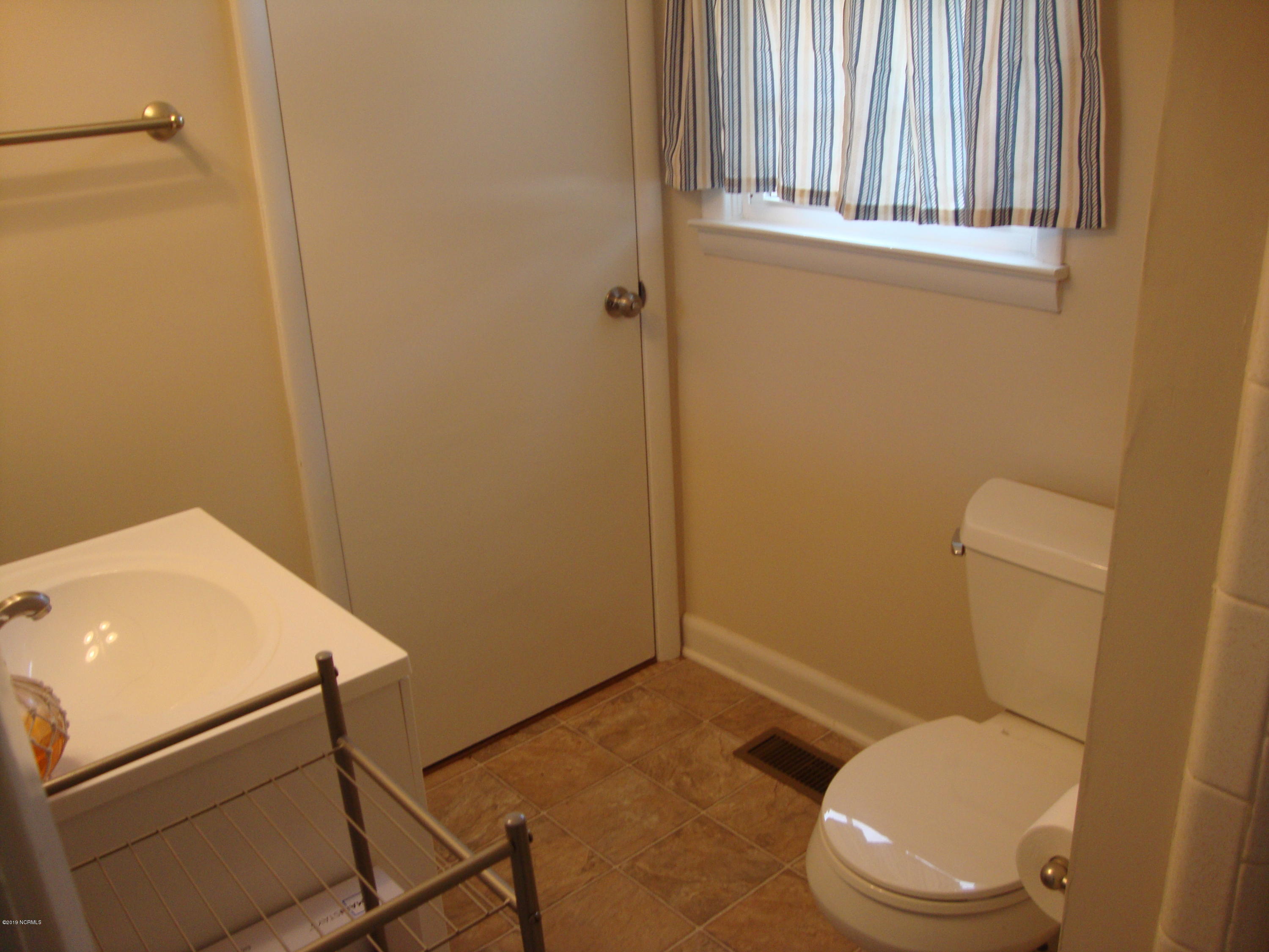 468 High School Road Teachey, NC 28464 - Photo 15 of 23 DSC05581
