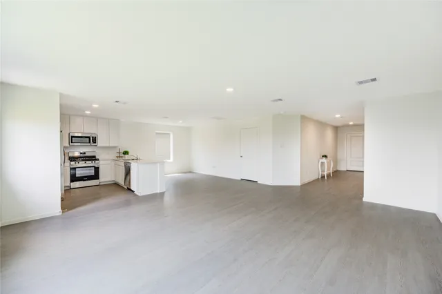 $2,100 | 10824 Red Orchid Drive, Houston, TX 77016