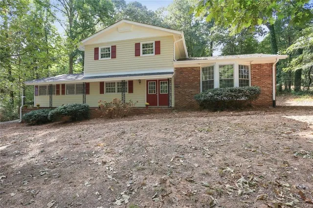 $2,200 | 2270 Shawnee Trail, Douglasville, GA 30135