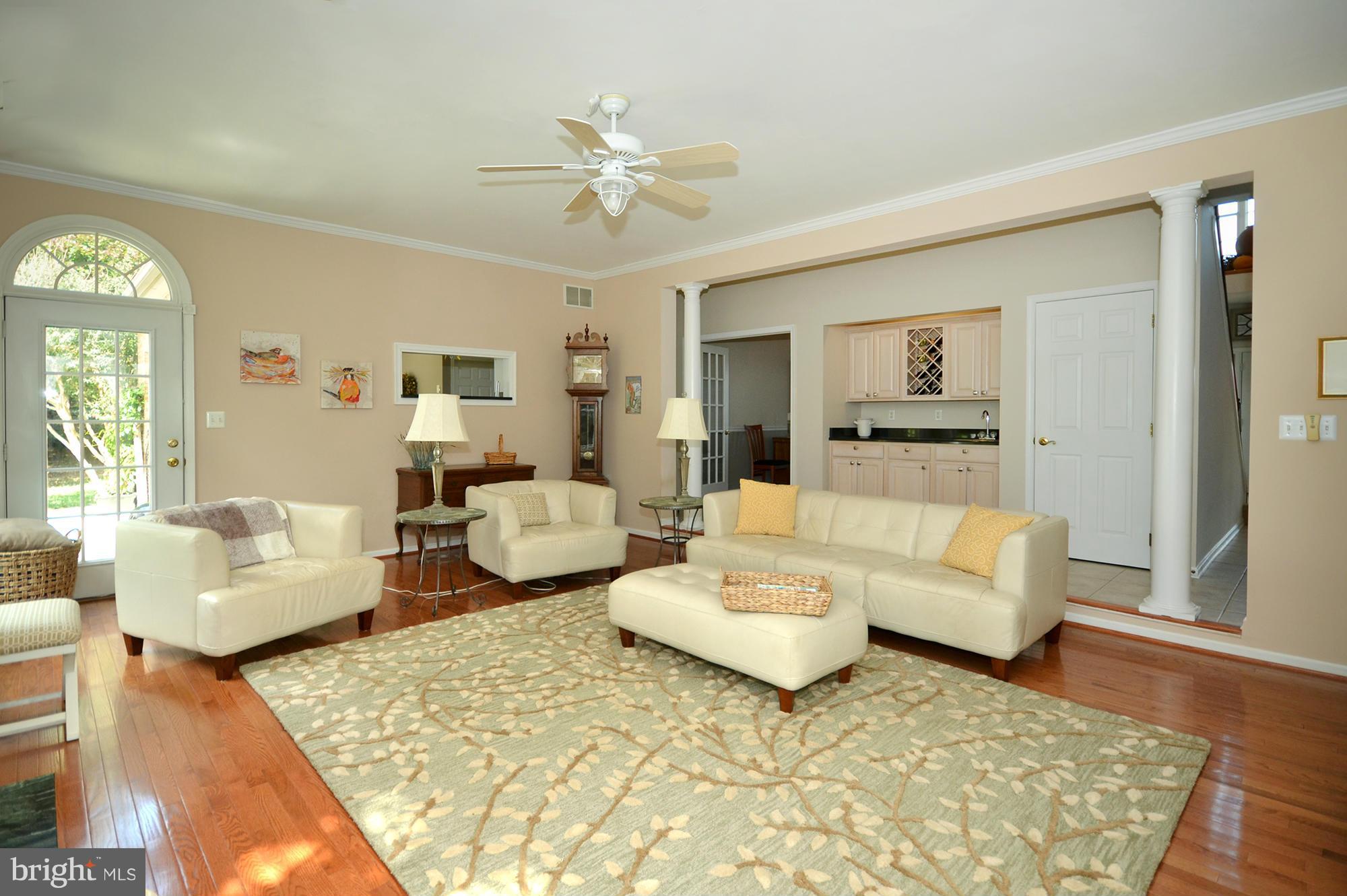 12103 Glenbauer Road Kingsville, MD 21087 - Photo 7 of 30 Family Room w/wet bar