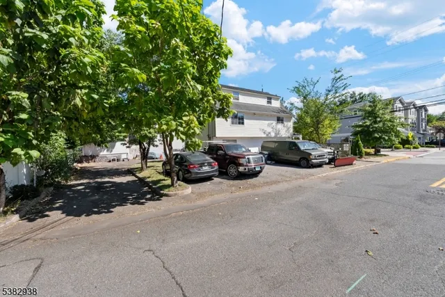 $849,888 | 243 Main Street, New Milford, NJ 07646