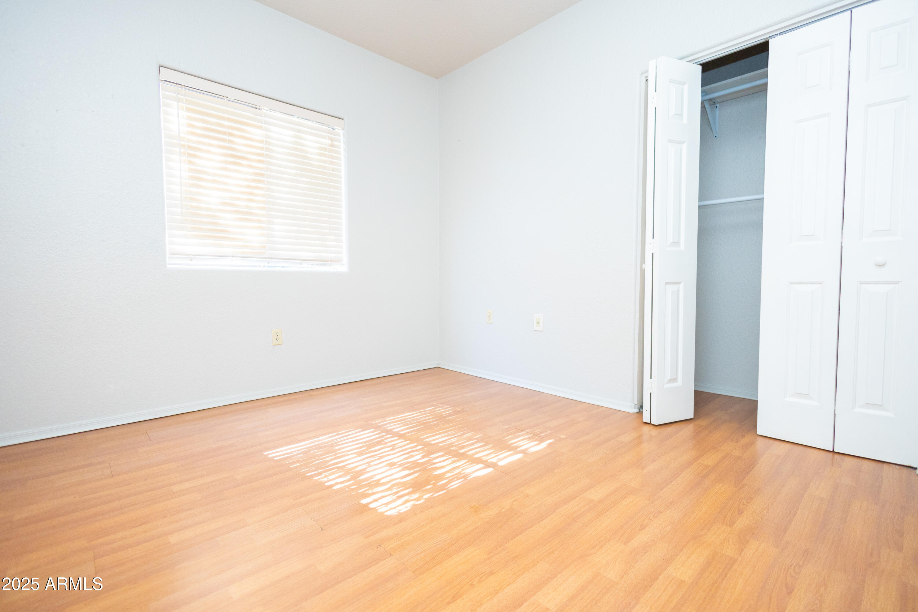434 North Christine Avenue Douglas, AZ 85607 - Photo 25 of 39 an empty room with a natural light