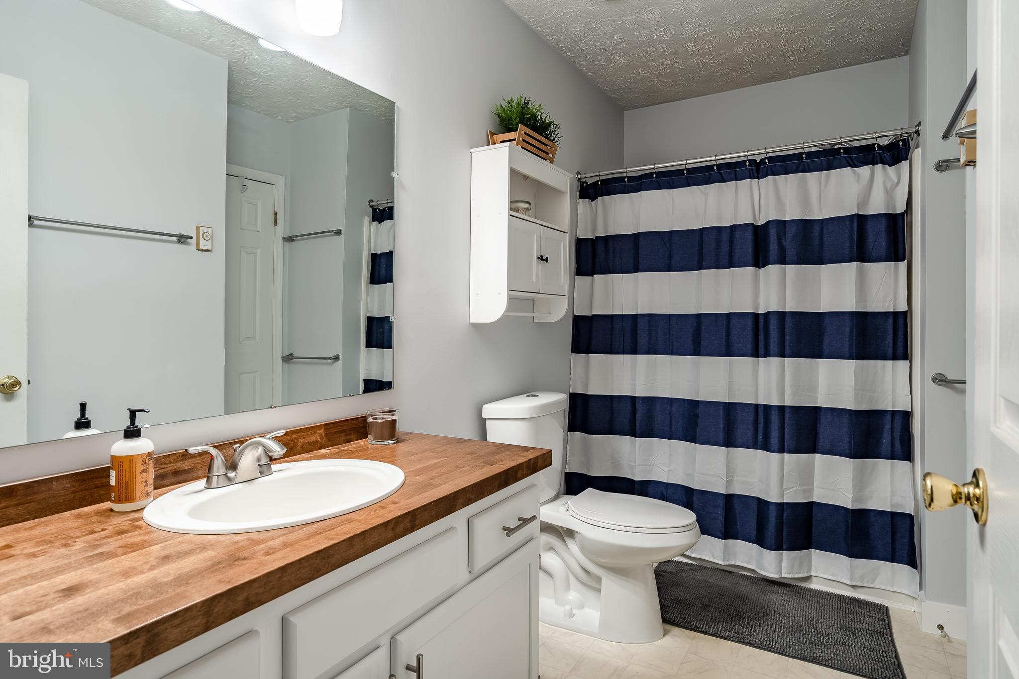 102 Leary Road Honey Brook, PA 19344 - Photo 17 of 40 Bathroom