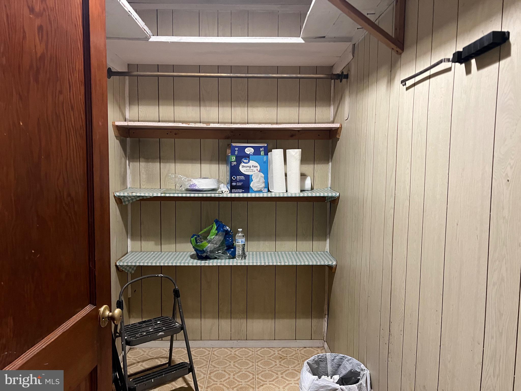 43 High Street Lonaconing, MD 21539 - Photo 11 of 20 PANTRY