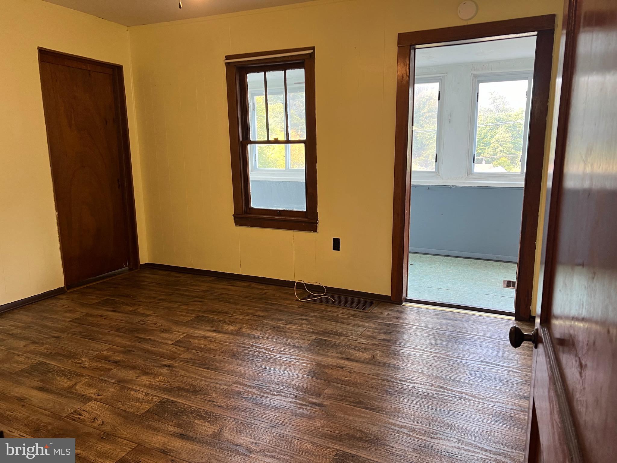 43 High Street Lonaconing, MD 21539 - Photo 12 of 20 LIVING AREA