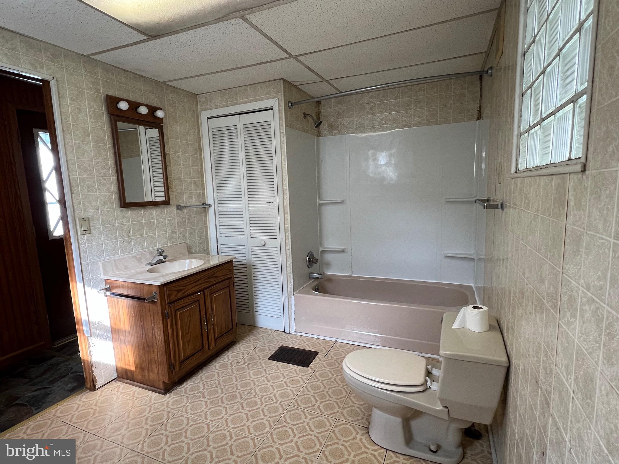 43 High Street Lonaconing, MD 21539 - Photo 17 of 20 BATH