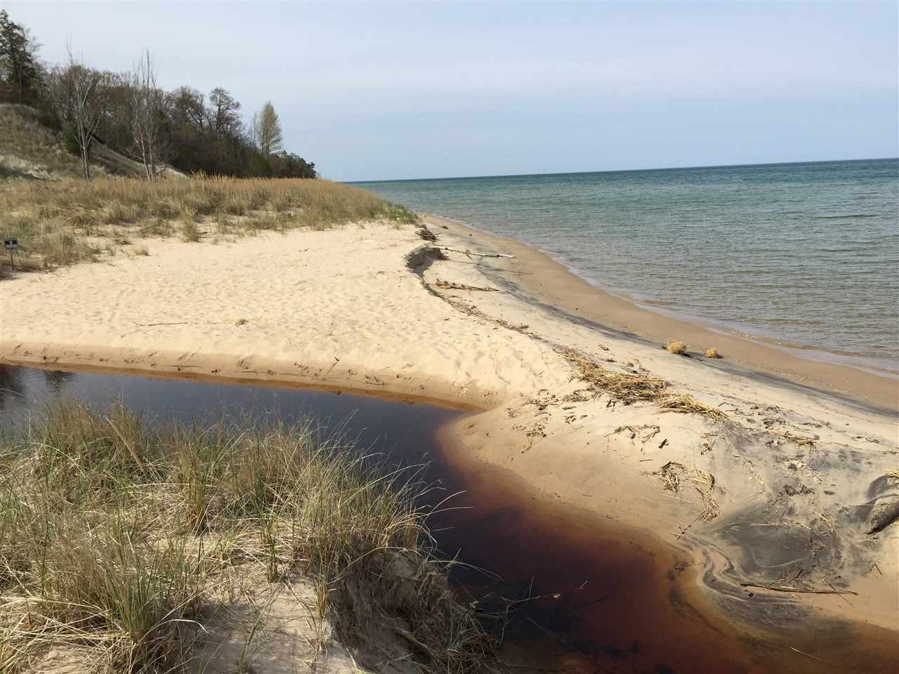 3991 Lakeshore Road Manistee, MI 49660 - Photo 35 of 36 1798475-35.JPG