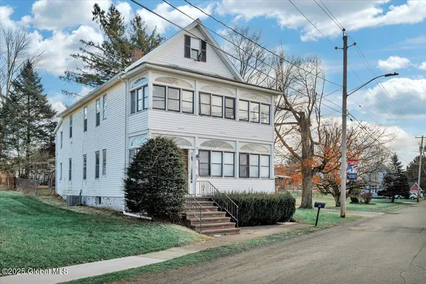 $289,000 | 101 South Hudson, Mechanicville, NY 12118