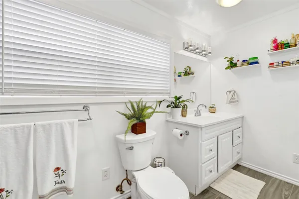 $245,000 | 2016 South Houston Road, Pasadena, TX 77502