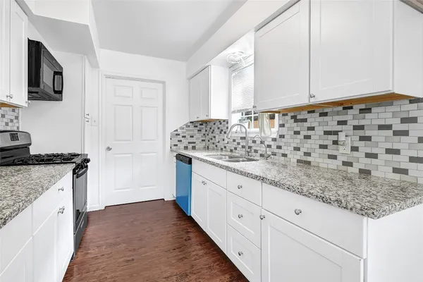 $245,000 | 2016 South Houston Road, Pasadena, TX 77502