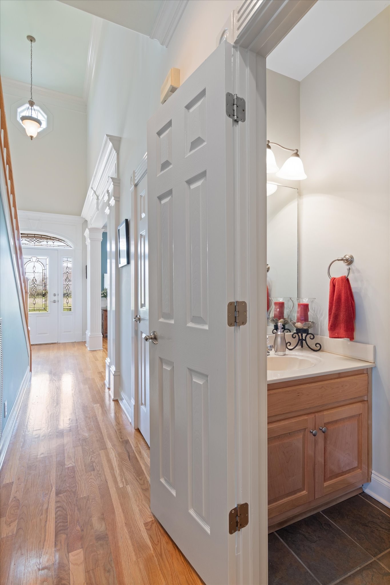 2910 Sulphur Springs Road Murfreesboro, TN 37129 - Photo 21 of 44 a hallway view with white cabinets