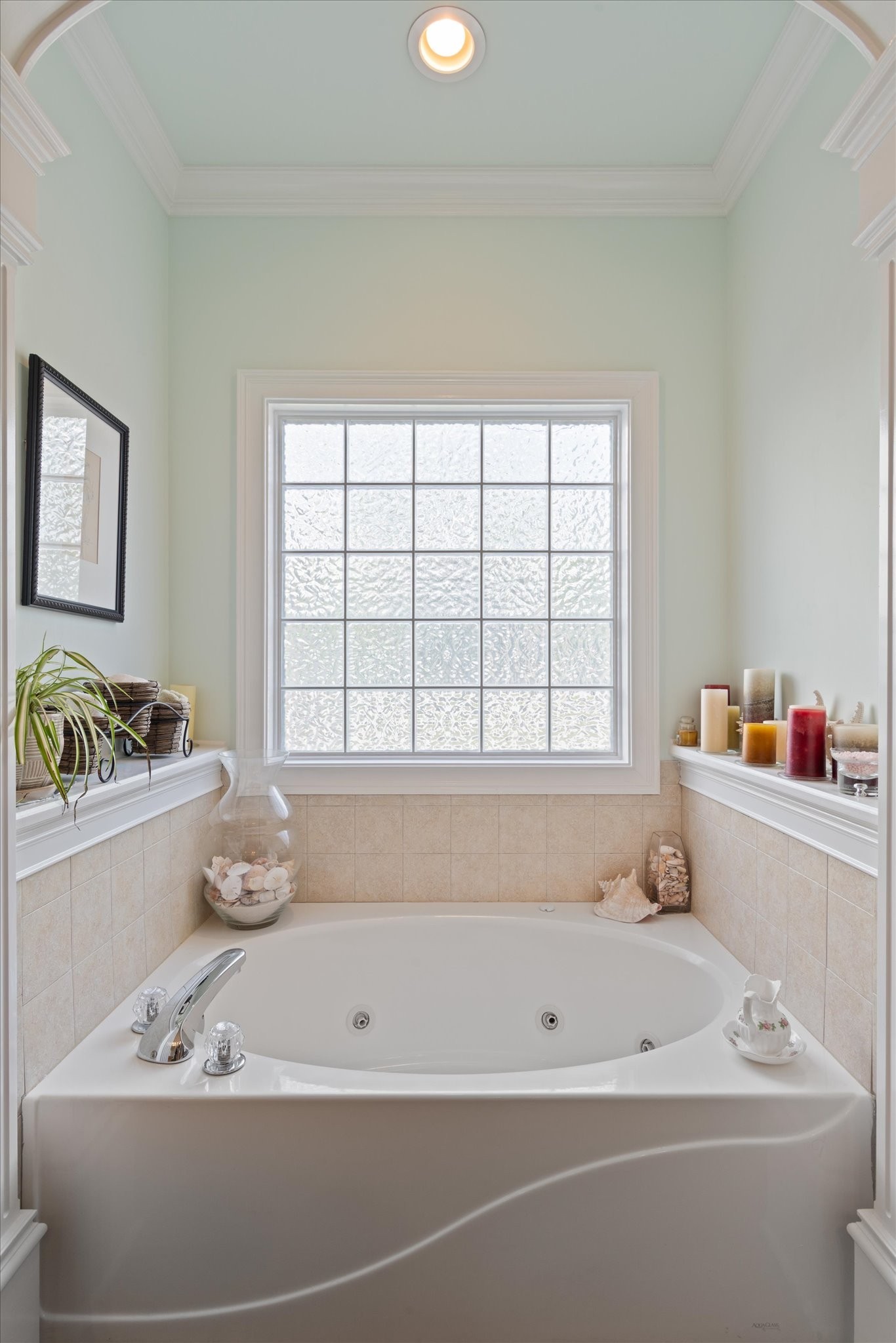 2910 Sulphur Springs Road Murfreesboro, TN 37129 - Photo 28 of 44 a bathroom with a bathtub and a window