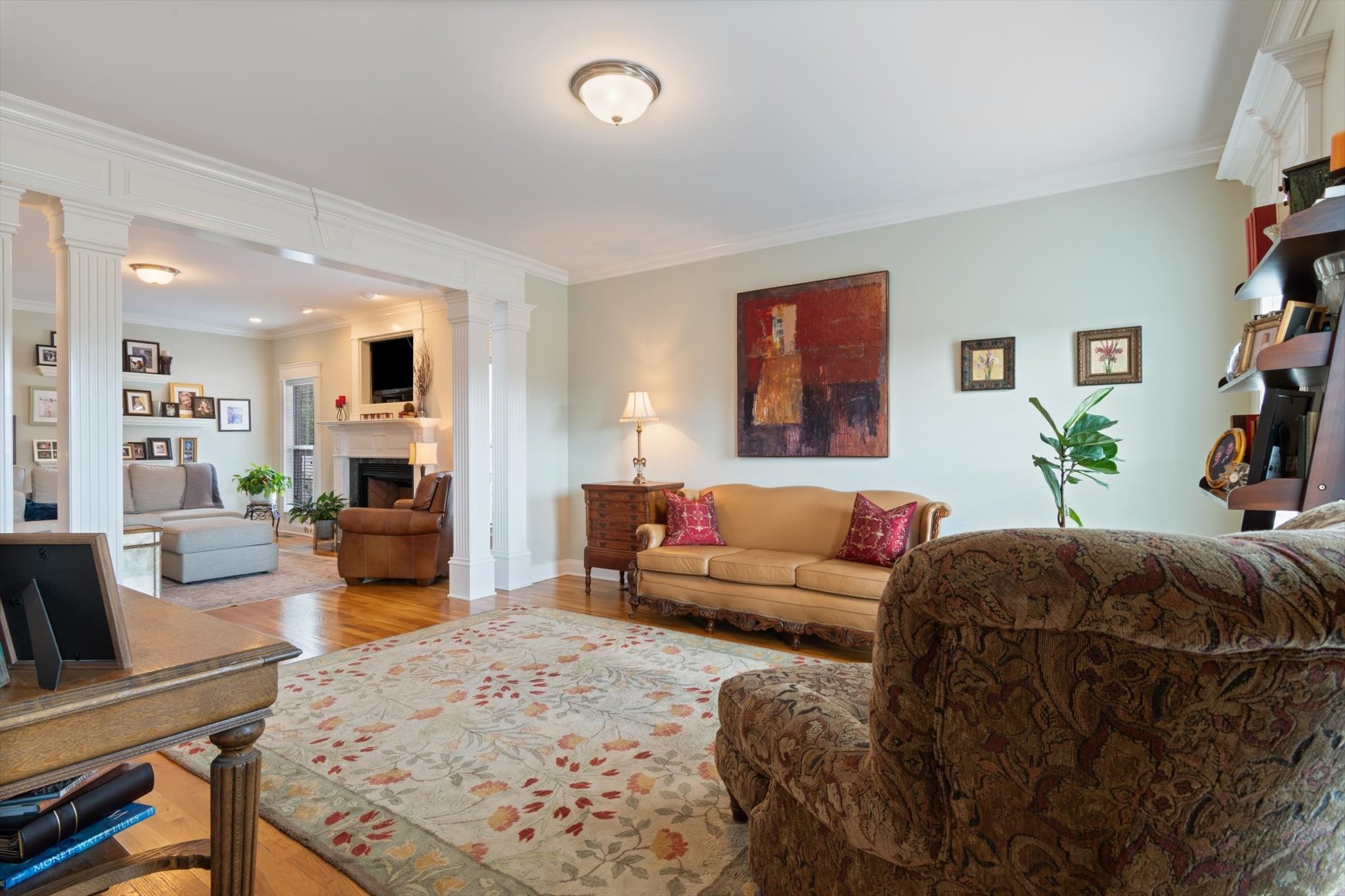 2910 Sulphur Springs Road Murfreesboro, TN 37129 - Photo 7 of 44 a living room with furniture and a couch