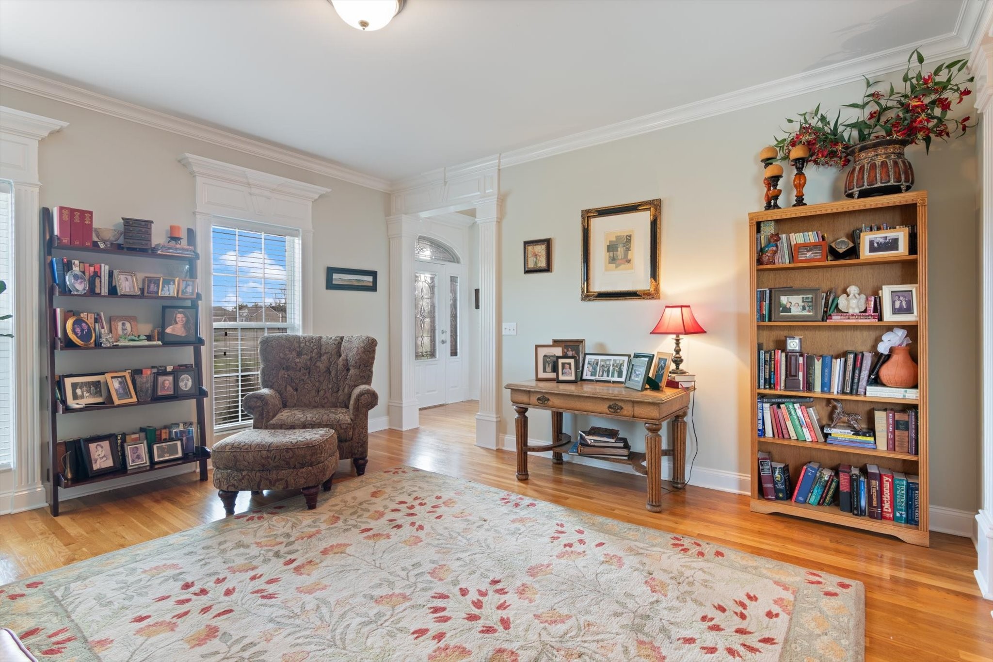 2910 Sulphur Springs Road Murfreesboro, TN 37129 - Photo 10 of 44 a living room with furniture and a book shelf