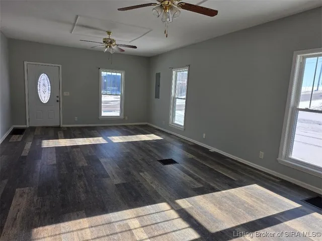 $1,500 | 604 North Shelby Street, Salem, IN 47167