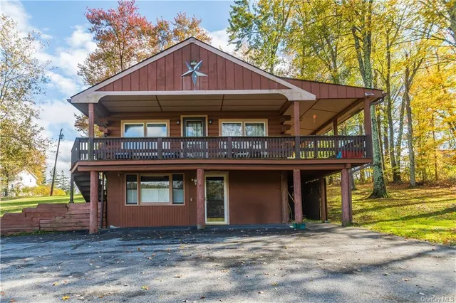 $415,000 | 9 Low Road, Wallkill, NY 12589