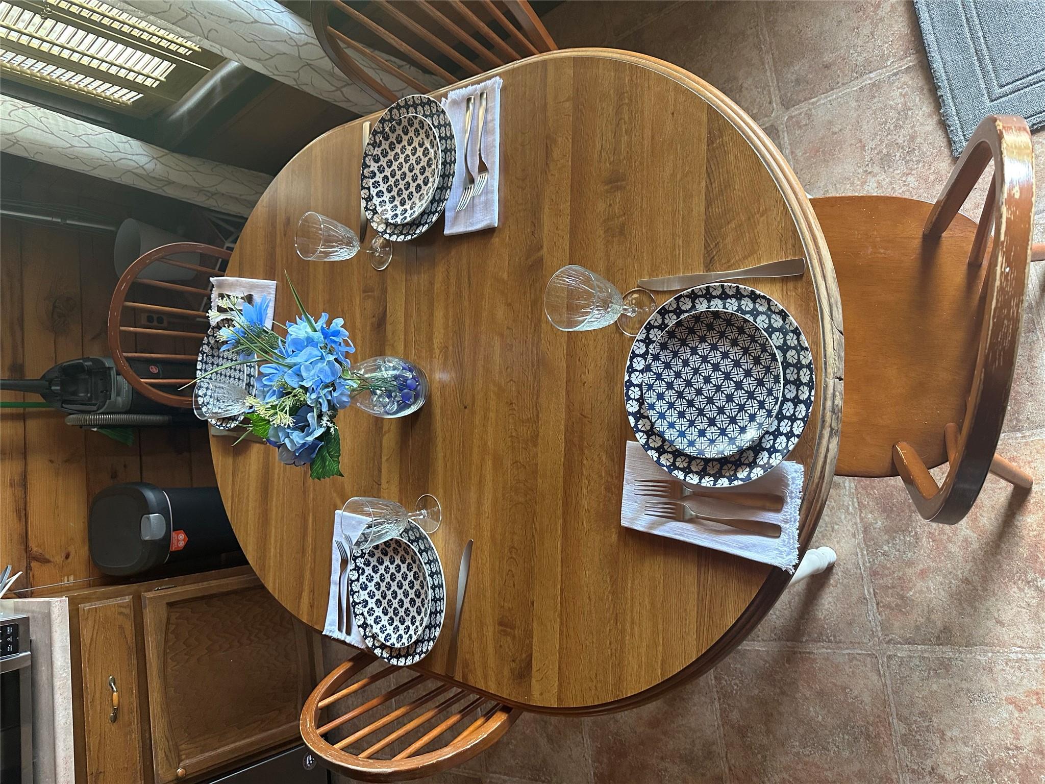 9 Low Road Wallkill, NY 12589 - Photo 13 of 40 View of dining area